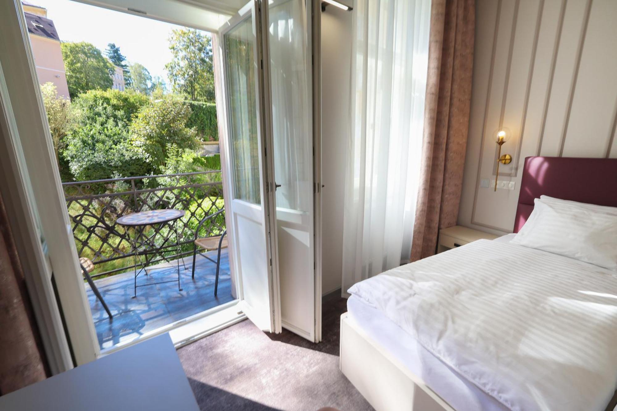 Boutique Hotel Ambiente ****+ Karlovy Vary Dış mekan fotoğraf