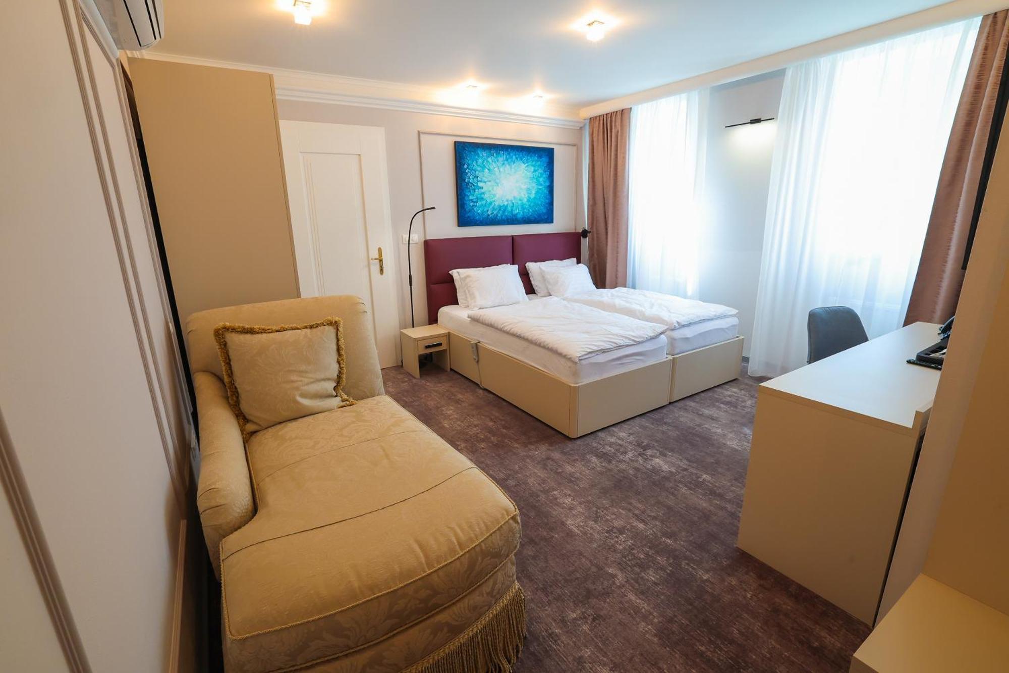 Boutique Hotel Ambiente ****+ Karlovy Vary Dış mekan fotoğraf