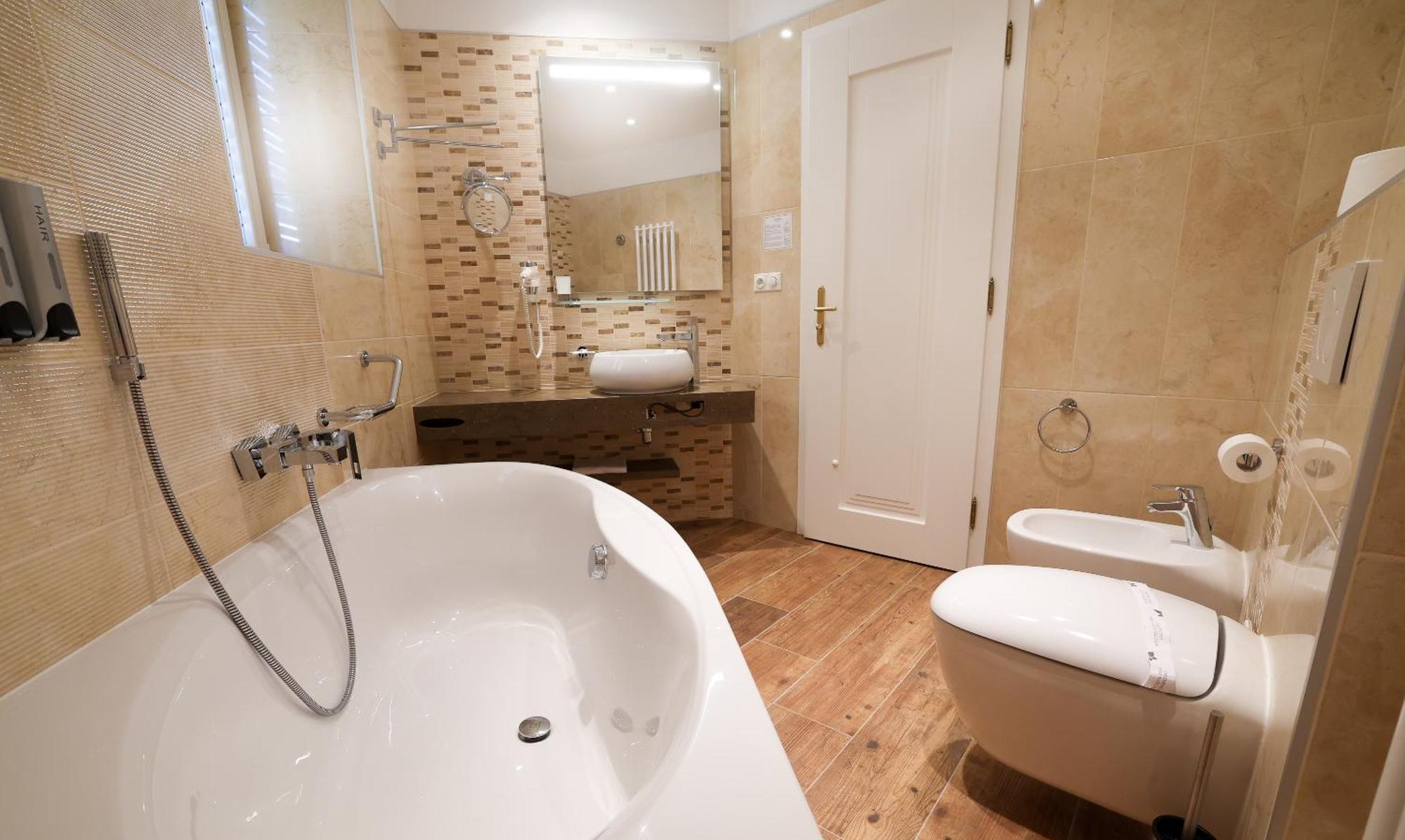 Boutique Hotel Ambiente ****+ Karlovy Vary Dış mekan fotoğraf